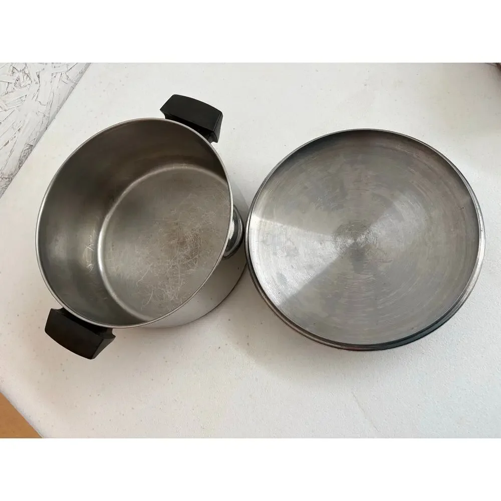 Vintage Revere Ware 1801 copper clad bottom 4 1/2 qt stock pot and lid